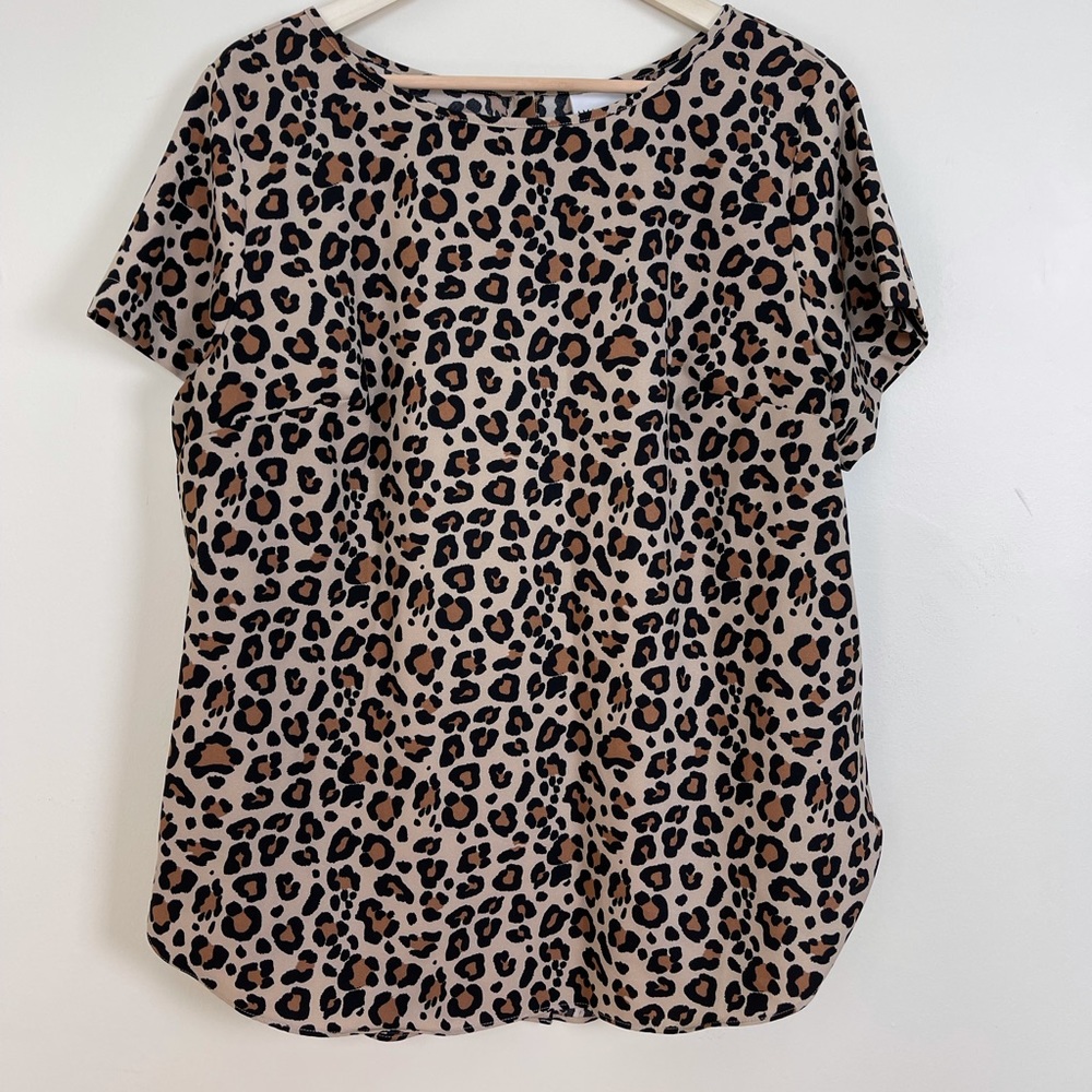 Ava Viv leopard animal print blouse button